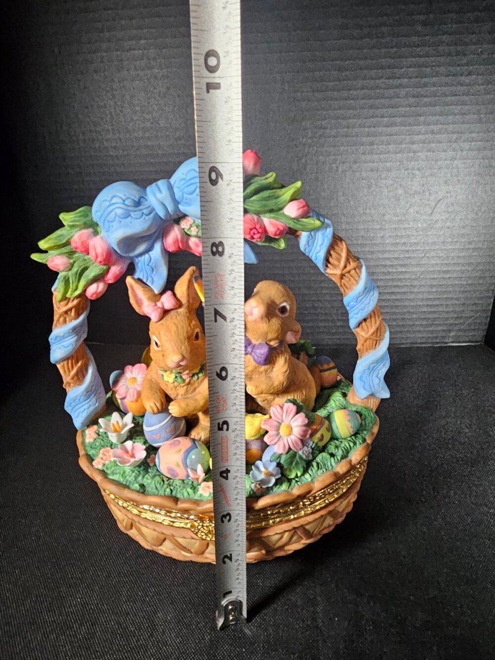 CWC Beautiful Detailed Porcelain Lidded Easter Basket With Gold Accent - Picture 15 of 15
